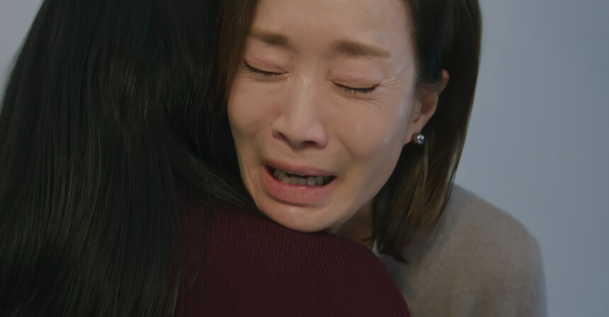 【韓劇】第11+12集「淚之女王劇情與評論」，狂哭半小時！洪海仁只想對現在的幸福知足